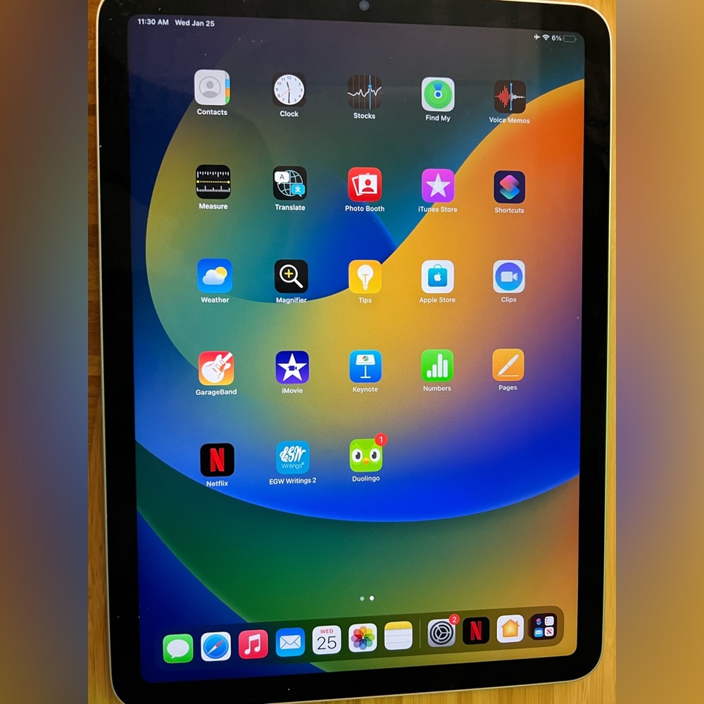 SOLD iPad Air 5th Gen 64GB.